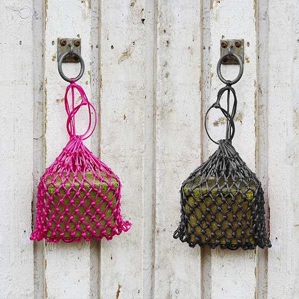 holder-feed-block-both